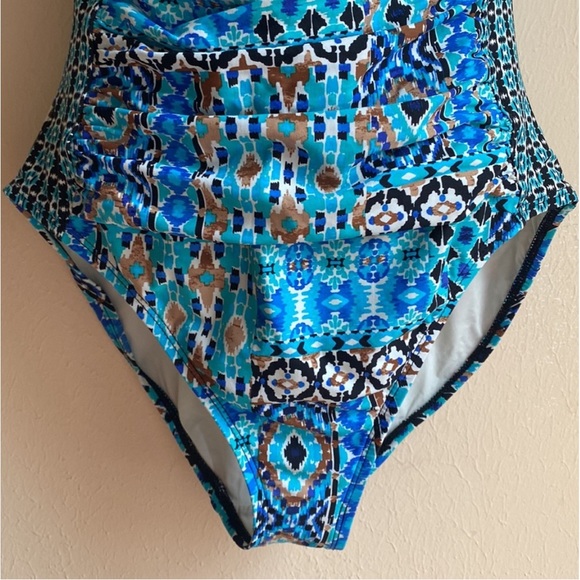 La Blanca One Piece Swimsuit 10 Patchwork Moroccan Tile Pattern - Picture 4 of 6